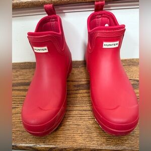 Hunter Red Chelsea Boots